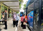 Tingkatkan Layanan Fasilitas, Halte Trans Padang di Belakang Padang Dilengkapi CCTV dan Colokan Listrik