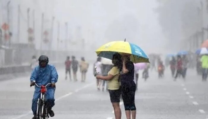 BMKG Peringkatkan Potensi Hujan Lebat dan Sangat Lebat